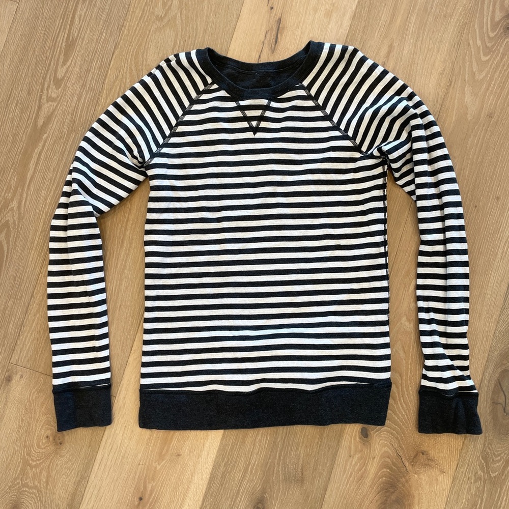 Lululemon Reversible Sweatshirt Gray and Stripes 6